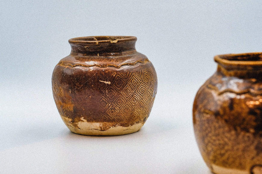 Ming Dynasty Jar #004